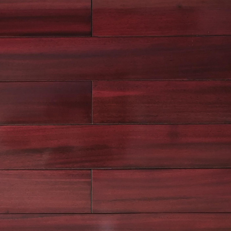 Padauk Tiefrotbrauner, mattierter Massivholzboden